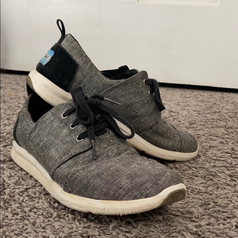 TOMS tennis shoes